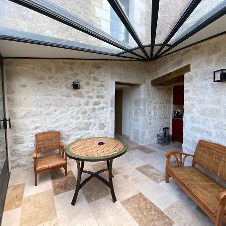 Maison De Village, Charme Et Confort Mauroux
