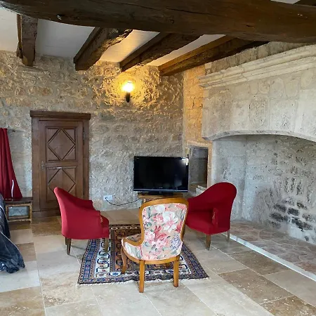 別荘 Maison De Village, Charme Et Confort